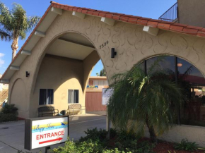 Отель Bay Inn and Suites San Diego  Сан Диего